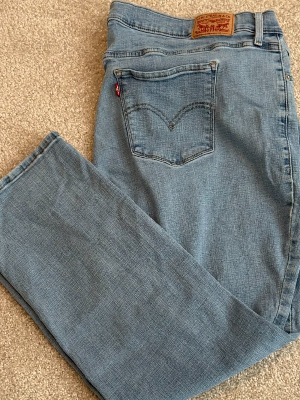Levi’s 505 Classic Straight Jeans 22W Light Wash Denim Plus Size